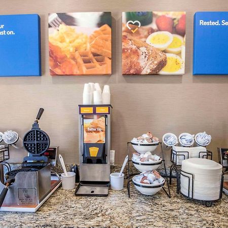 Comfort Inn Memphis Downtown Bagian luar foto