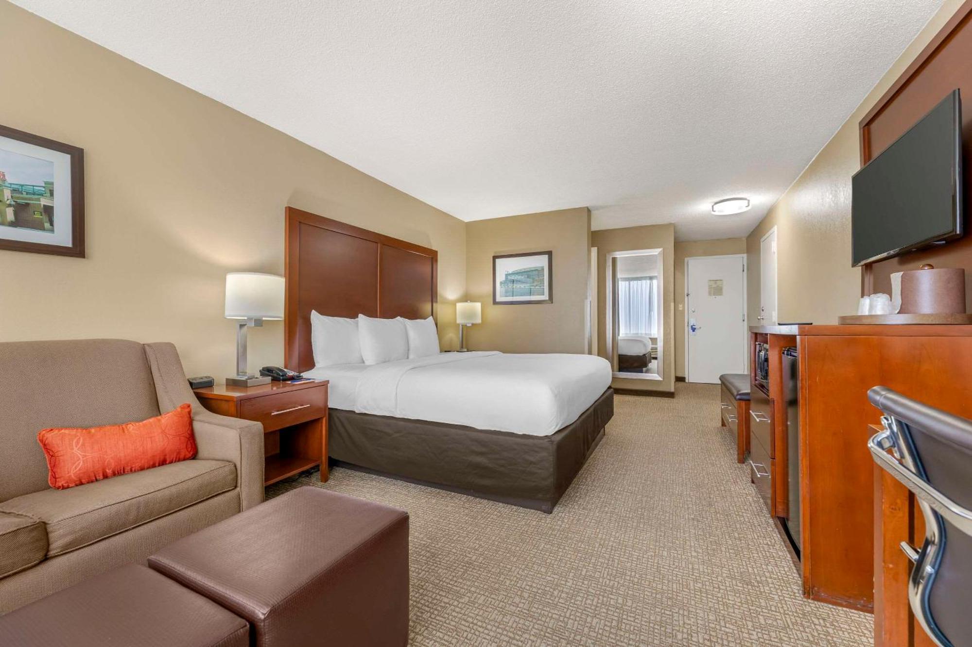 Comfort Inn Memphis Downtown Bagian luar foto